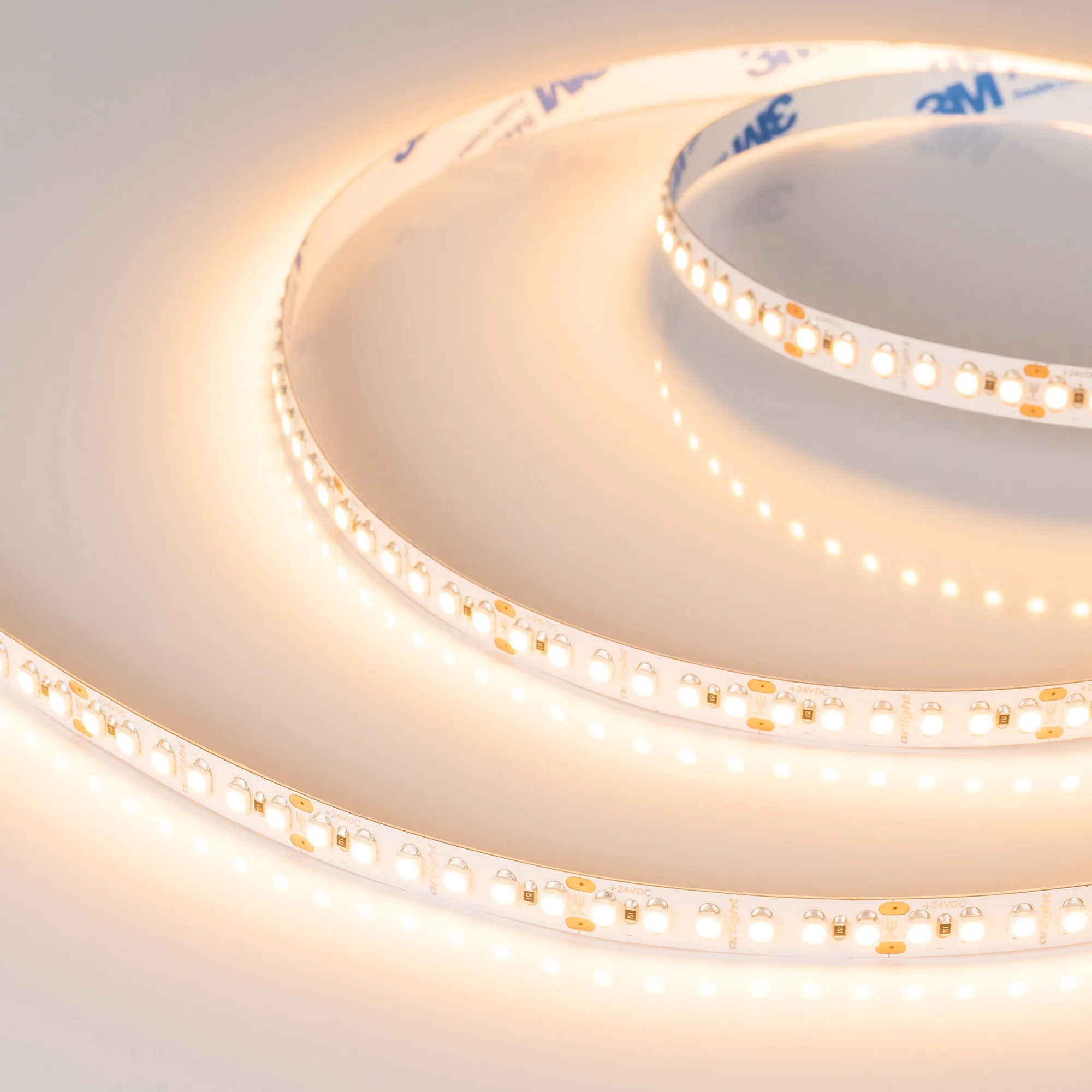 Лента светодиодная RT-A180-8mm 24V Warm2700 (14.4W/m, IP20, 3528, 5m) (Arlight, 14.4 Вт/м, IP20) - изображение товара